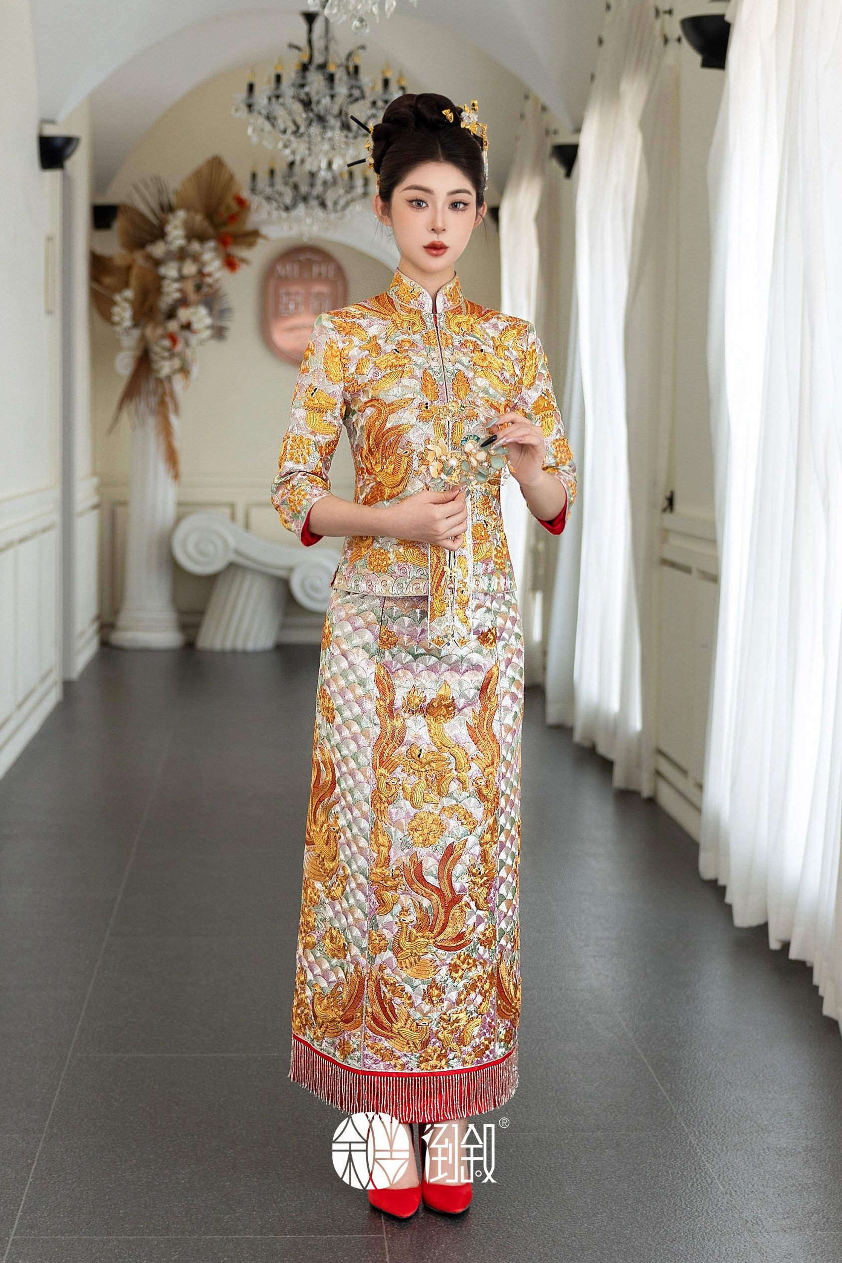 倒叙秀禾服手绣龙凤褂皇中式结婚礼服重工刺绣出阁新娘出租定制