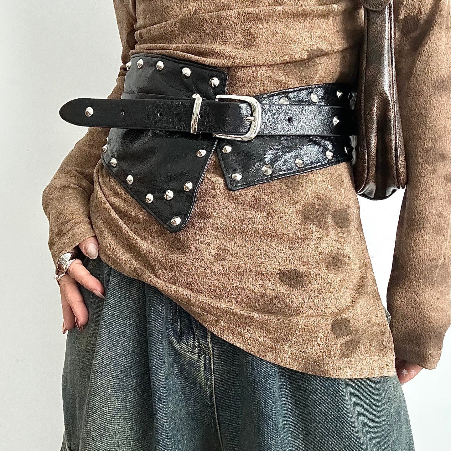 铆钉收腰高级感弹力腰带