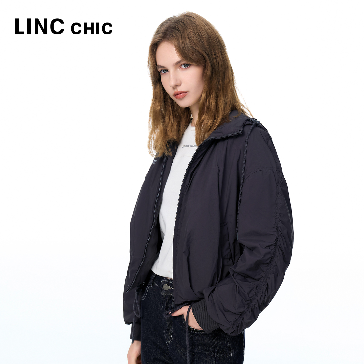 超轻暖2025年秋新款鸭绒连帽街头