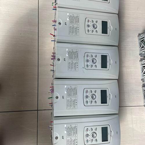 SV0008IS7-4NO LS变频器 三相380-480V 功能完好议价维修