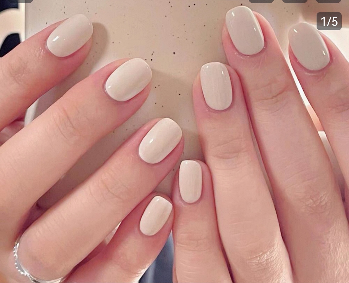 纯手工穿戴甲短款气质显白美甲四季适宜