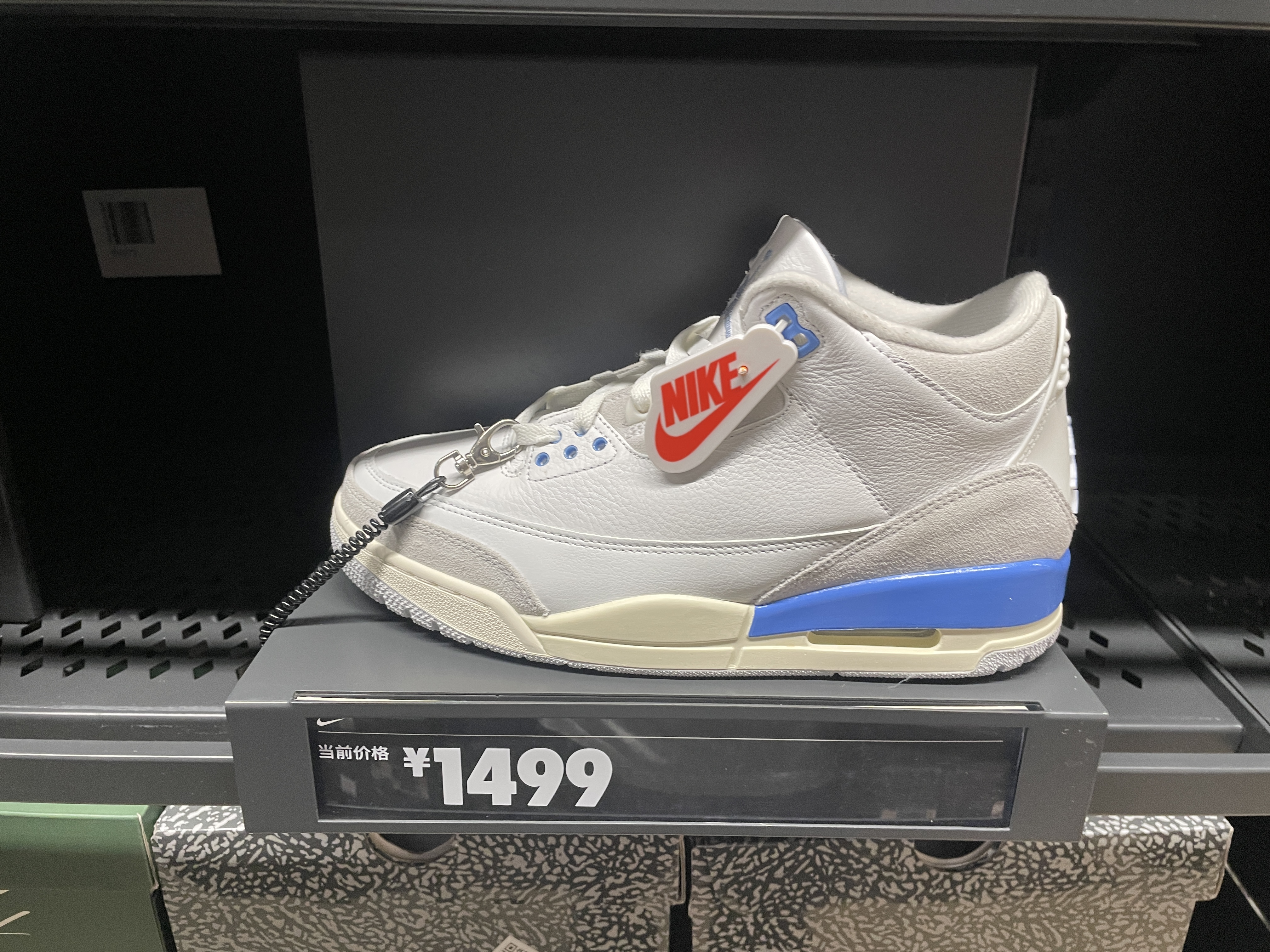 耐克Air Jordan 3 AJ3白蓝北卡蓝中帮男款复古篮球鞋CT8532-101