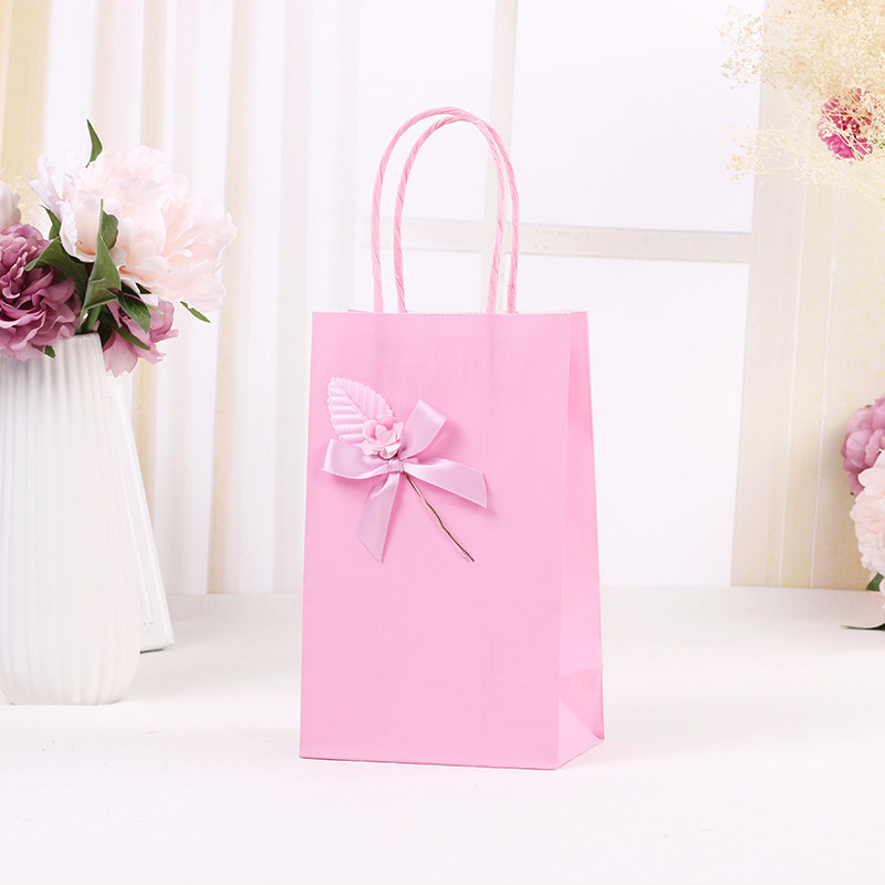 原创新品 婚礼伴手礼手提纸袋 婚庆牛皮纸袋子 结婚回礼喜糖袋子在类目 节庆用品/礼品, 糖盒/糖盒配件中 - 来自Buy2taobao.com提供专业的淘宝代购服务