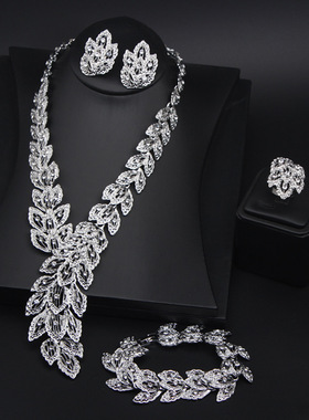 夸张金色羽毛镶钻走秀晚宴项链