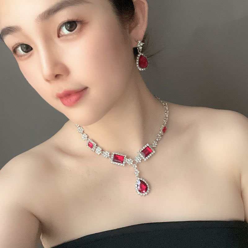 女电镀合金装饰首饰锁骨链