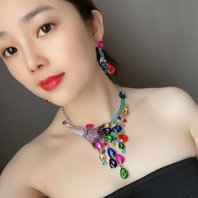 欧美奢华宫廷风夸张彩色水晶孔雀花朵挂件时尚秋冬礼服短锁骨链女