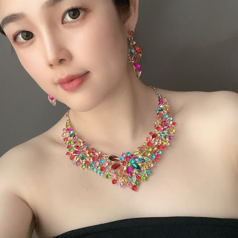 新娘复古高级设计感奢华女配
