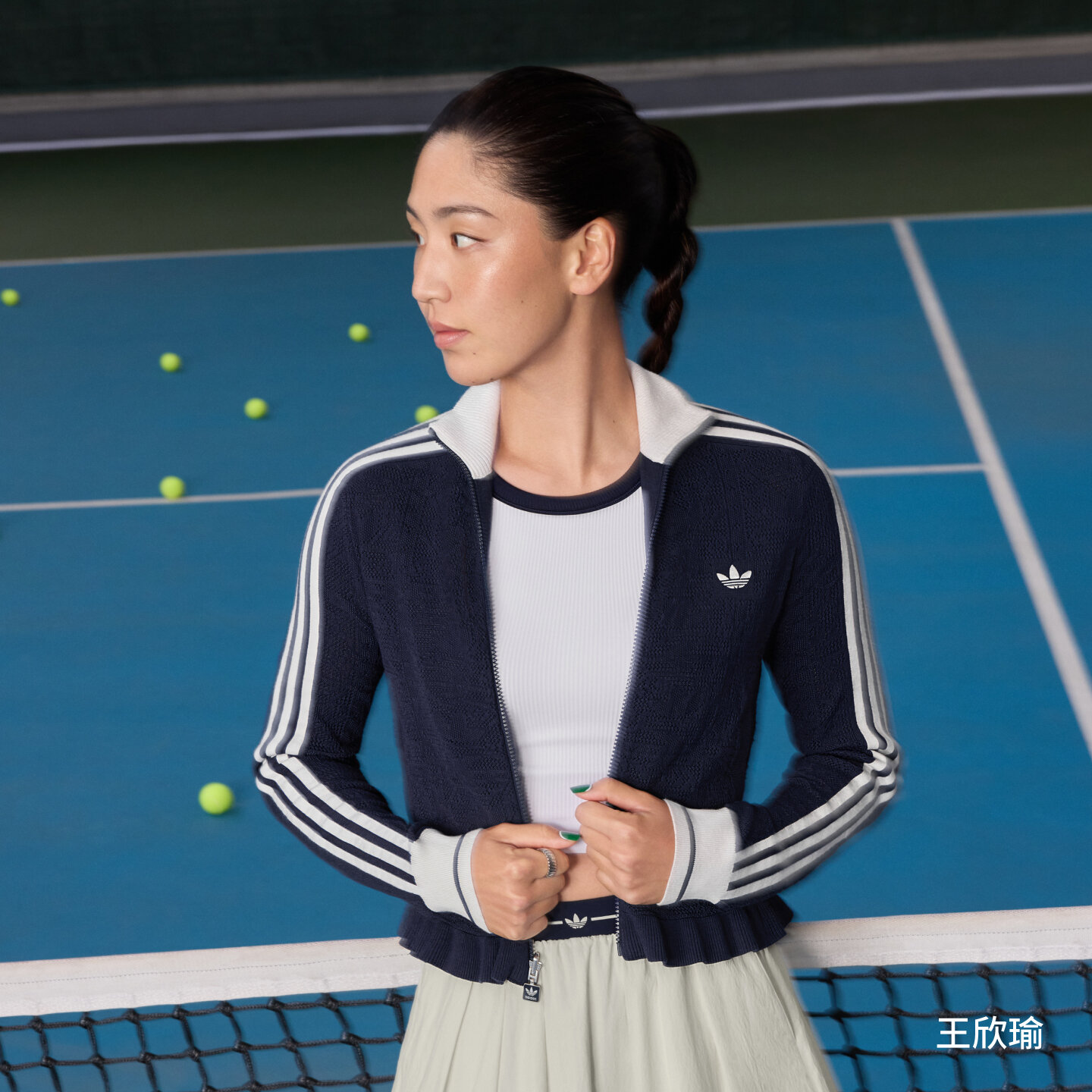 Adidas三叶草26年秋季女款荷叶边运动修身针织拼色外套长袖KX6883