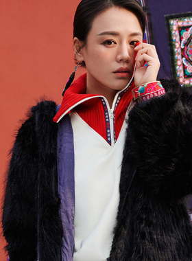 Adidas阿迪达斯外套女子秋冬新款人造毛皮运动连帽夹克外套IX4226