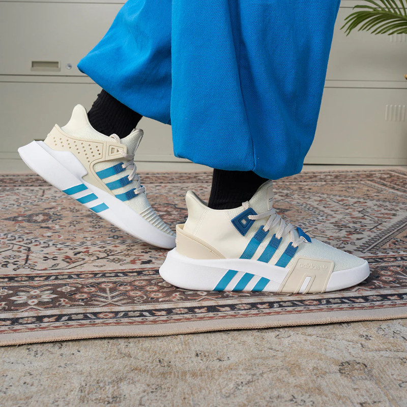 正品新款复古舒适耐磨高帮运动鞋