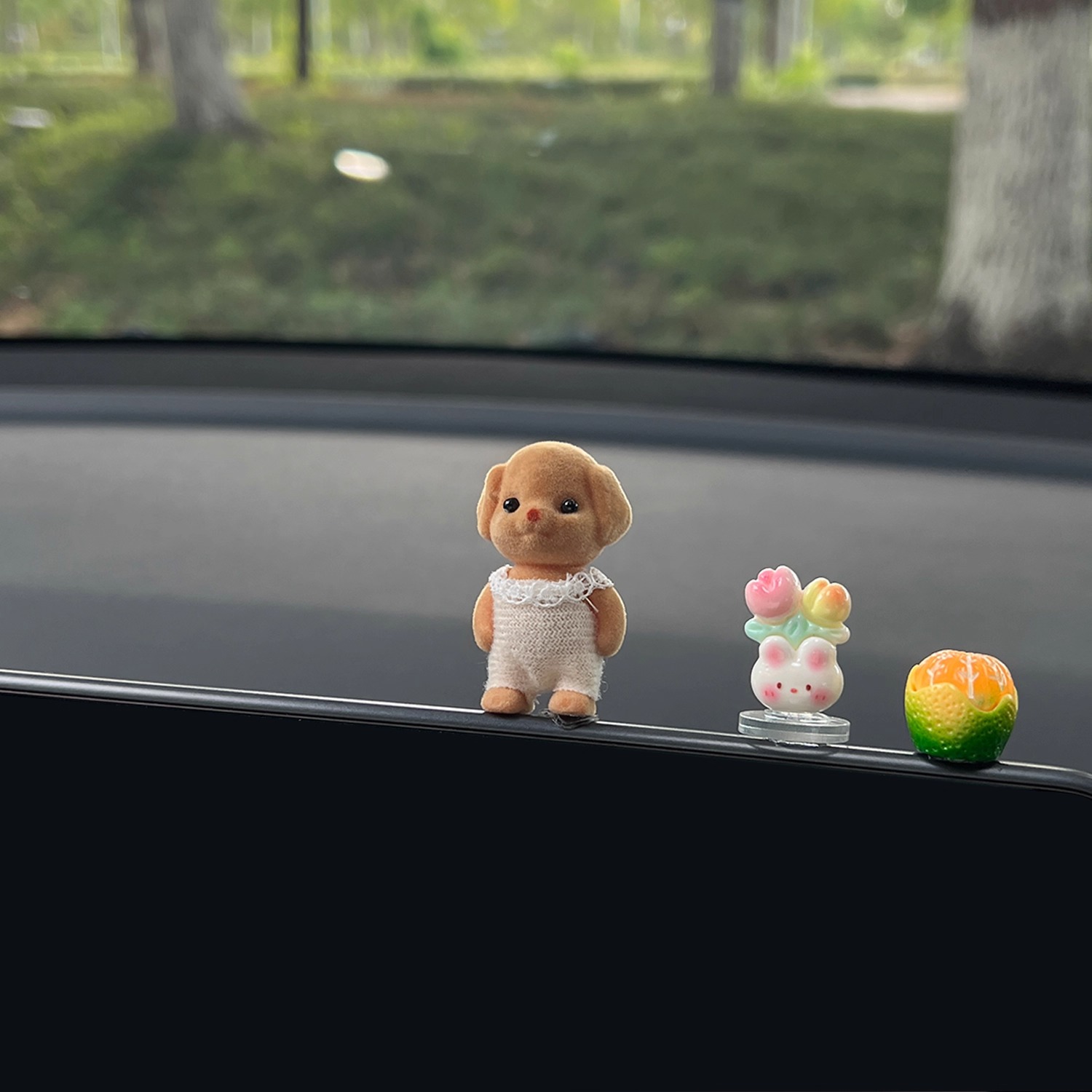 车载中控台玩偶可爱森贝儿贵宾犬公仔显示屏摆件小红书网红同款