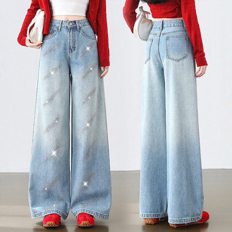 浅蓝色阔腿牛仔裤女春季2026新款独特设计感烫钻直筒裤宽松九分裤