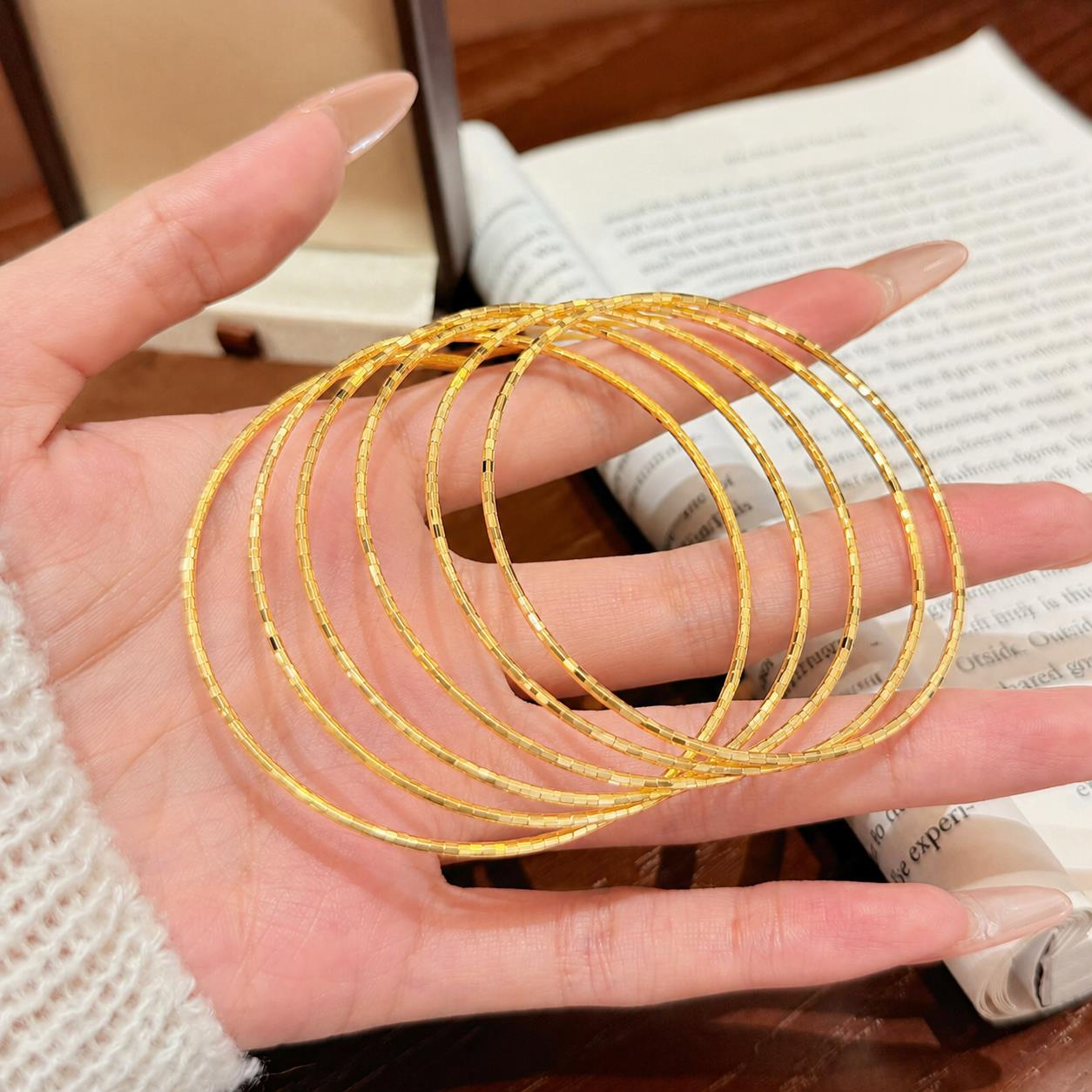 素圈手镯彷真黄金色古法