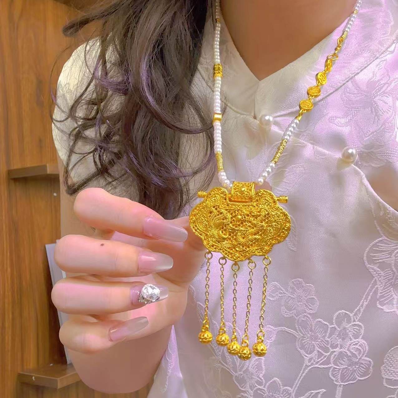 天子门生金锁项链彷真黄