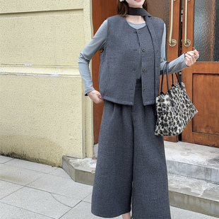 时尚阔腿裤套装女秋冬加厚毛呢马甲背心打底衫八分阔腿裤三件套装