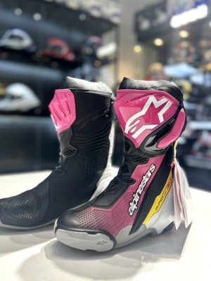 Alpinestars Supertech R限量粉黑赛道骑行靴摩托赛车靴防摔透气