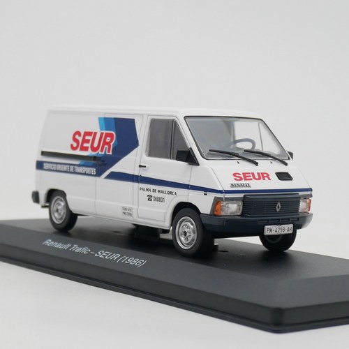 ixo 1:43 Renault Trafic Seur 1986雷诺物流面包车合金汽车模型