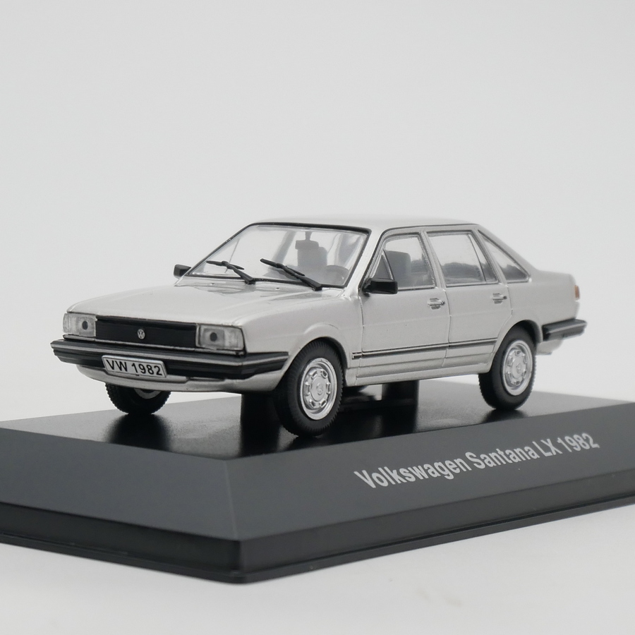 ixo 1:43 Volkswagen Santana LX 1982大众桑塔纳合金汽车模型