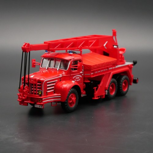 Ixo 1:43 Berliet TBO Magirus贝埃利马基路斯重型起重机消防车模