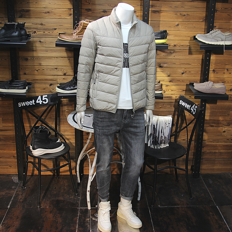 冬季男士立领轻薄羽绒夹克修身休闲净版帅气薄款便携羽绒服