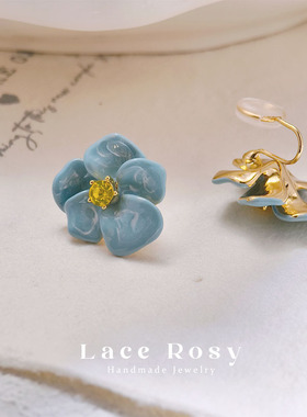 Lace无耳洞蚊香盘耳夹蓝色鸢尾花朵珐琅法式高级感蓝白混色耳饰女