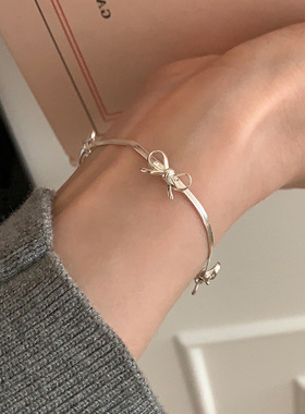 氛围感蝴蝶结手链女甜美可爱小众独特个性气质优雅百搭手环手饰