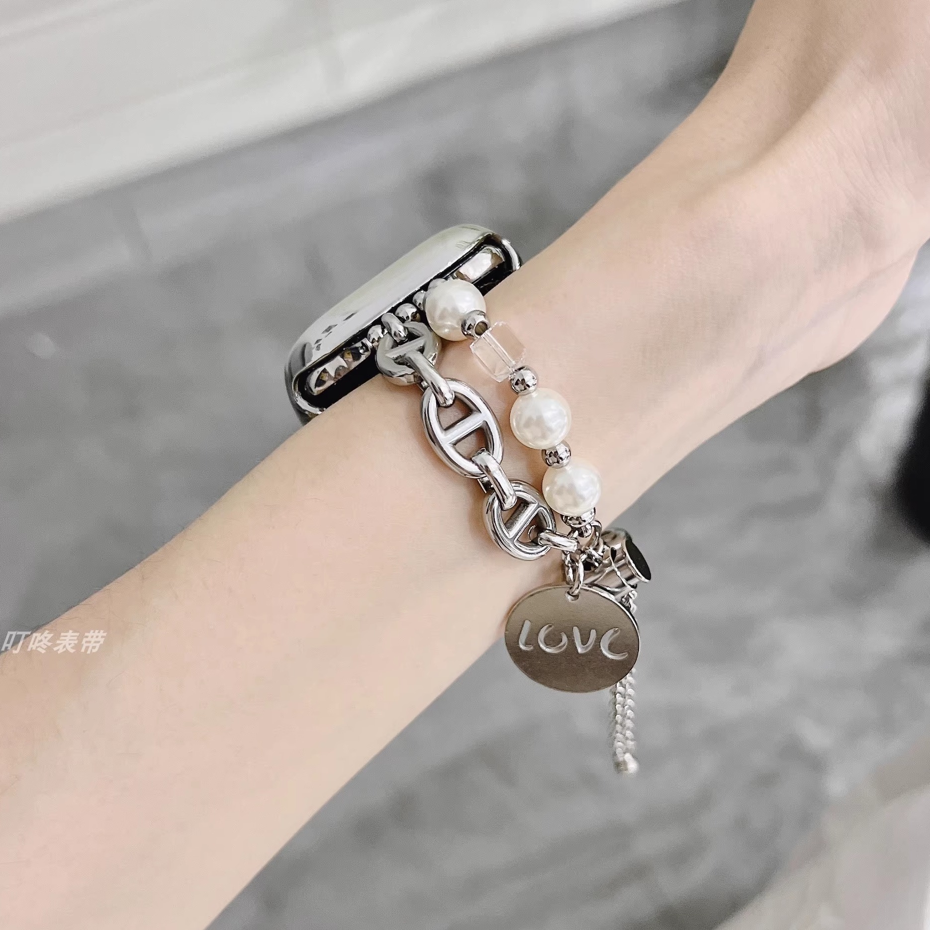 夏日珍珠水晶链条表带适用于苹果applewatch10金属iwatch串珠女款