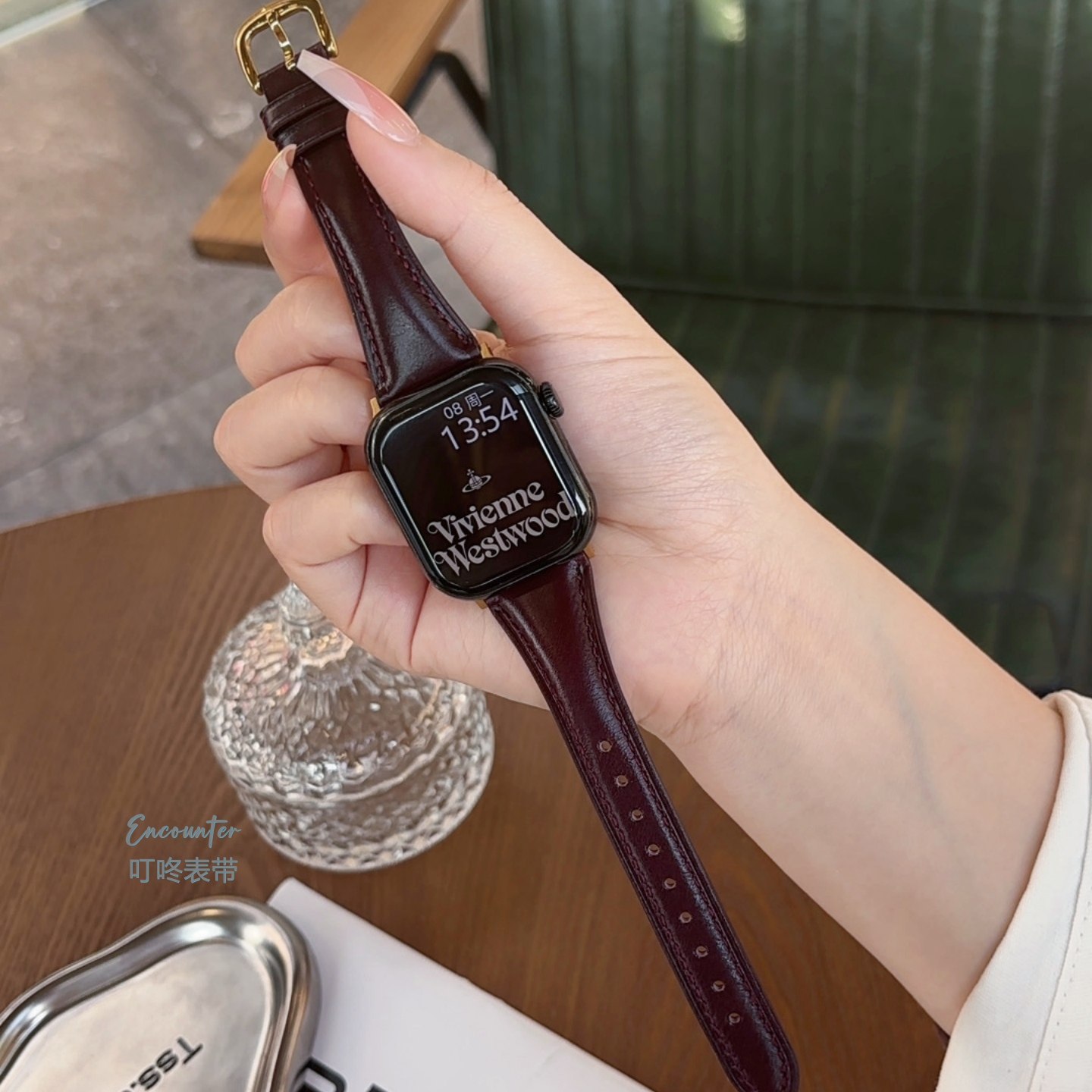 高级蛮腰油蜡皮女款适用苹果表带