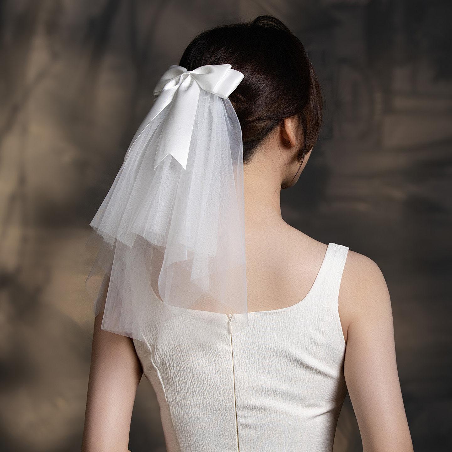 新娘短款蝴蝶结婚领证求婚纱韩系夹子简约俏皮森系拍照道具小头纱