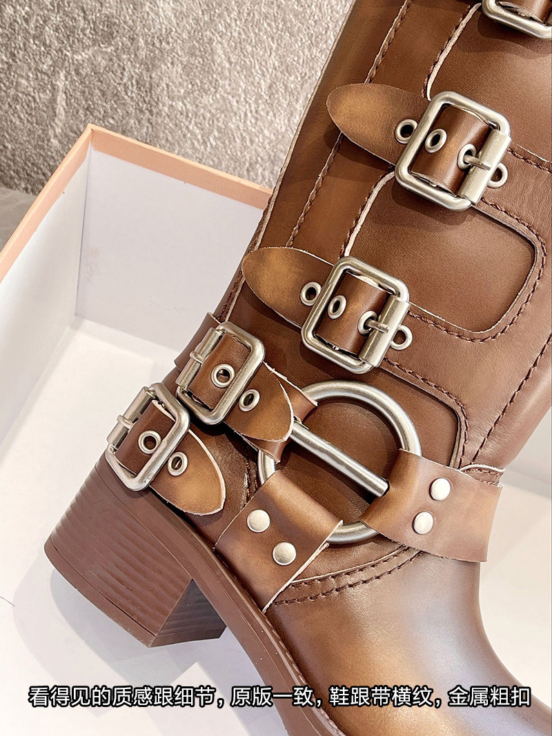 MIU  가죽 레트로 나이트 부츠 여성 벨트 버클 두꺼운 힐 하이 부츠 무릎 높이 부츠 이상 서부 카우보이 부츠