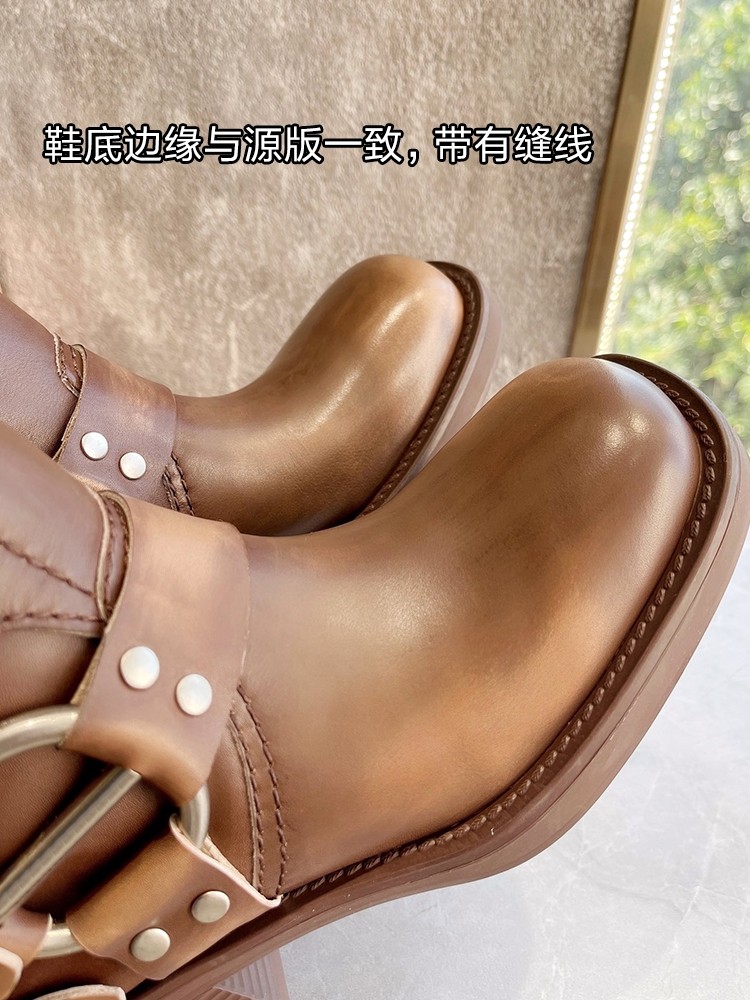 MIU  가죽 레트로 나이트 부츠 여성 벨트 버클 두꺼운 힐 하이 부츠 무릎 높이 부츠 이상 서부 카우보이 부츠