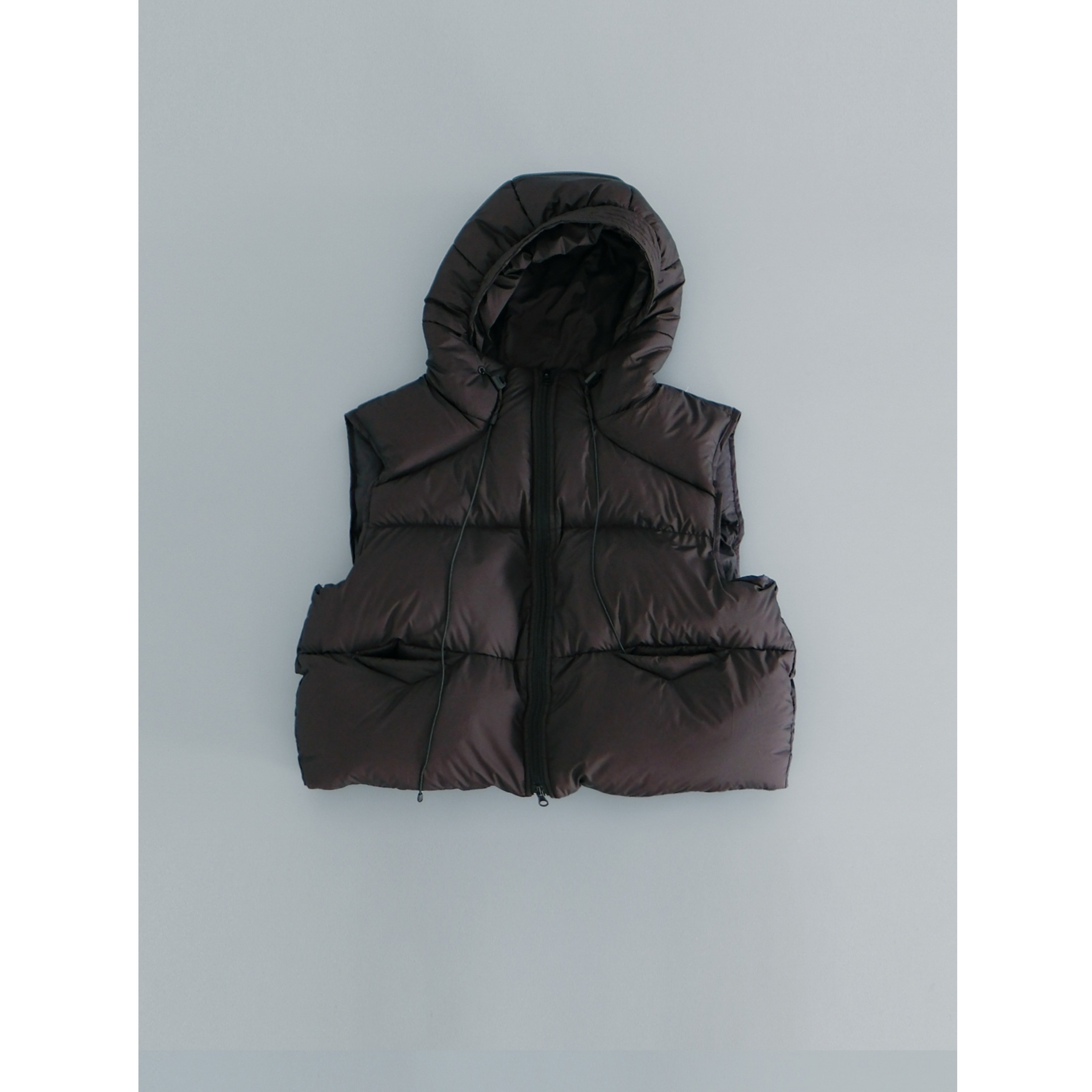 白鸭绒连帽羽绒马甲都市随性