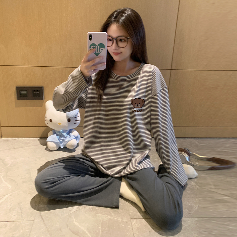 睡衣女款秋冬季长袖德绒加厚卡通