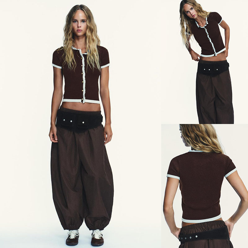 2025冬季新品 女装 气质修身撞色针织圆领短袖外套 0014114 700