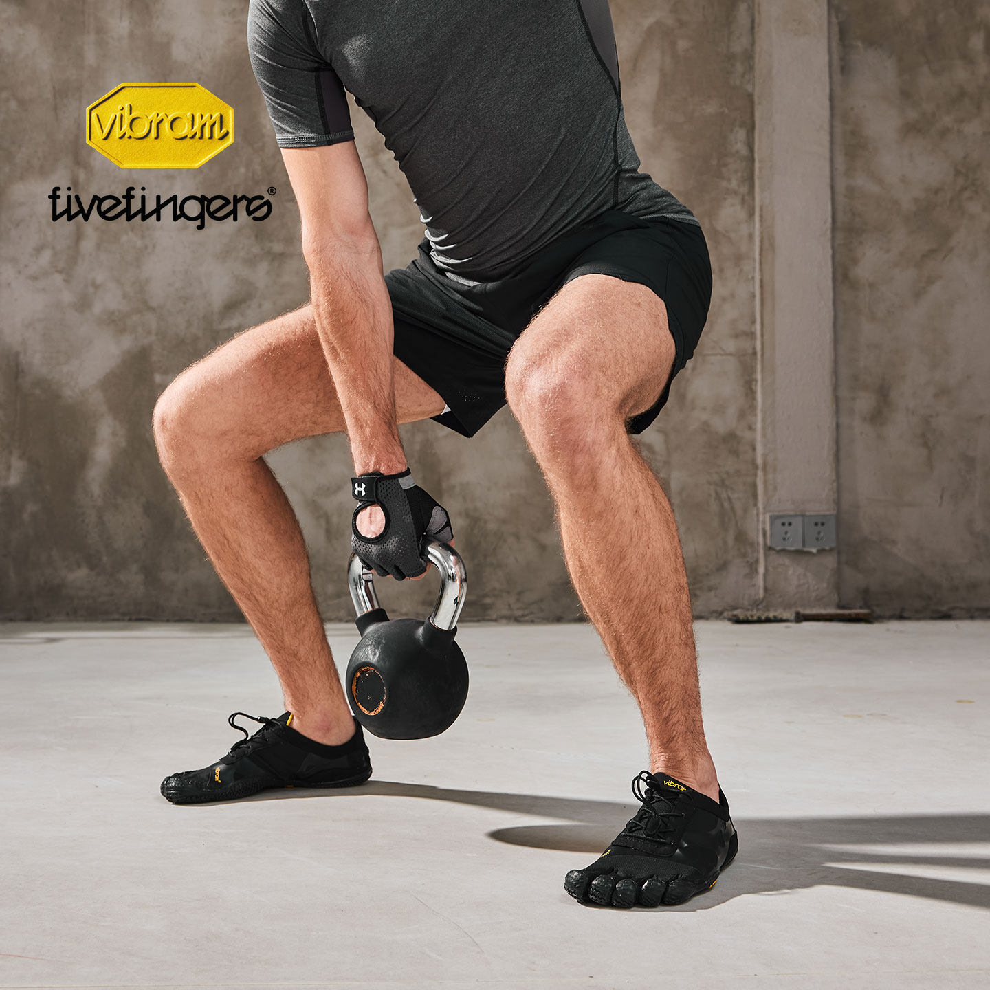 Vibram�����⽡��ѵ����ָЬ�г�����׽����˶���ֺ�ܲ�ЬKSOEVO 690Ԫ