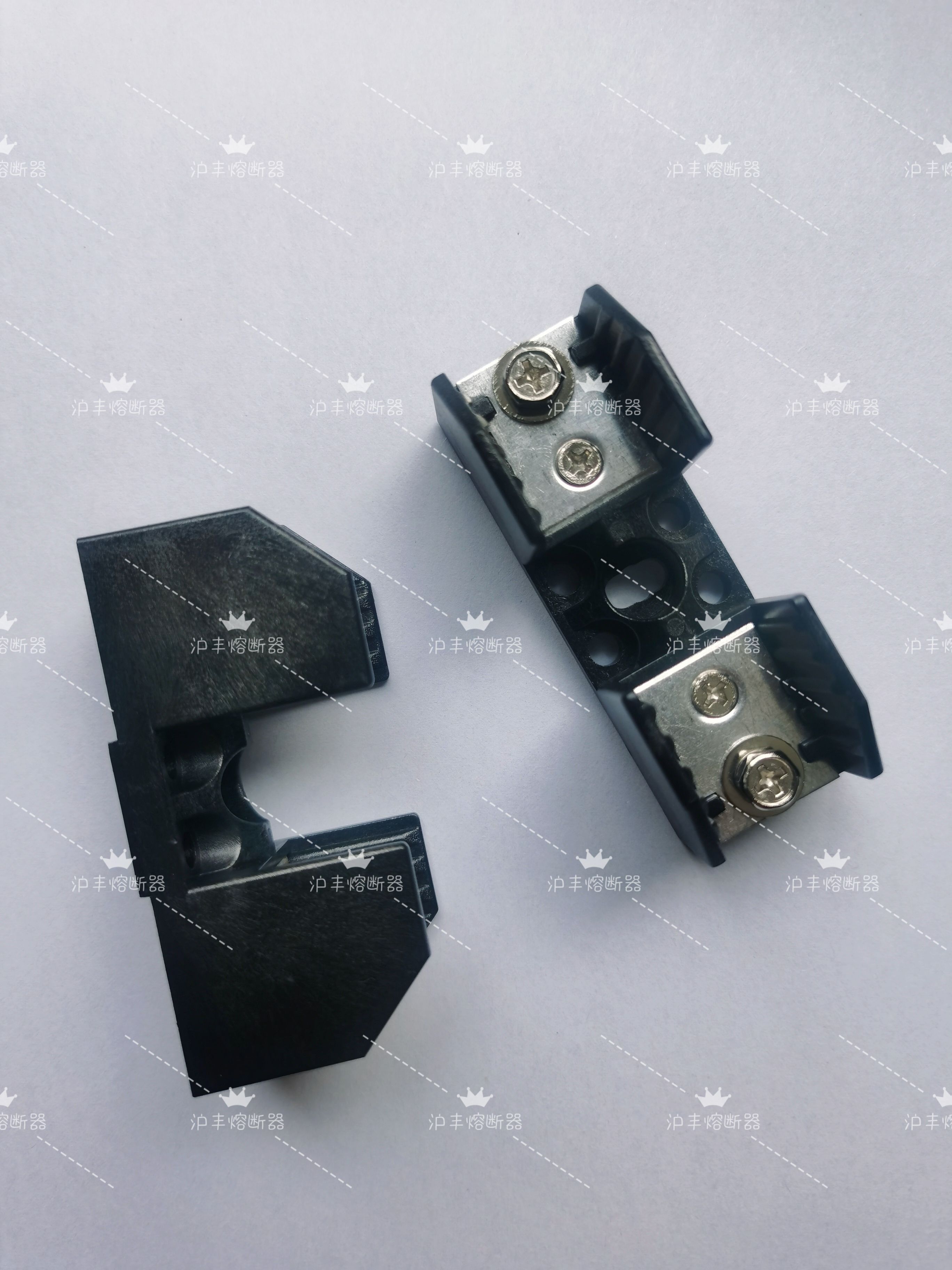 螺栓连接熔断器底座RGS4系列熔断器底座AC690V带盖不带盖CT-40-1