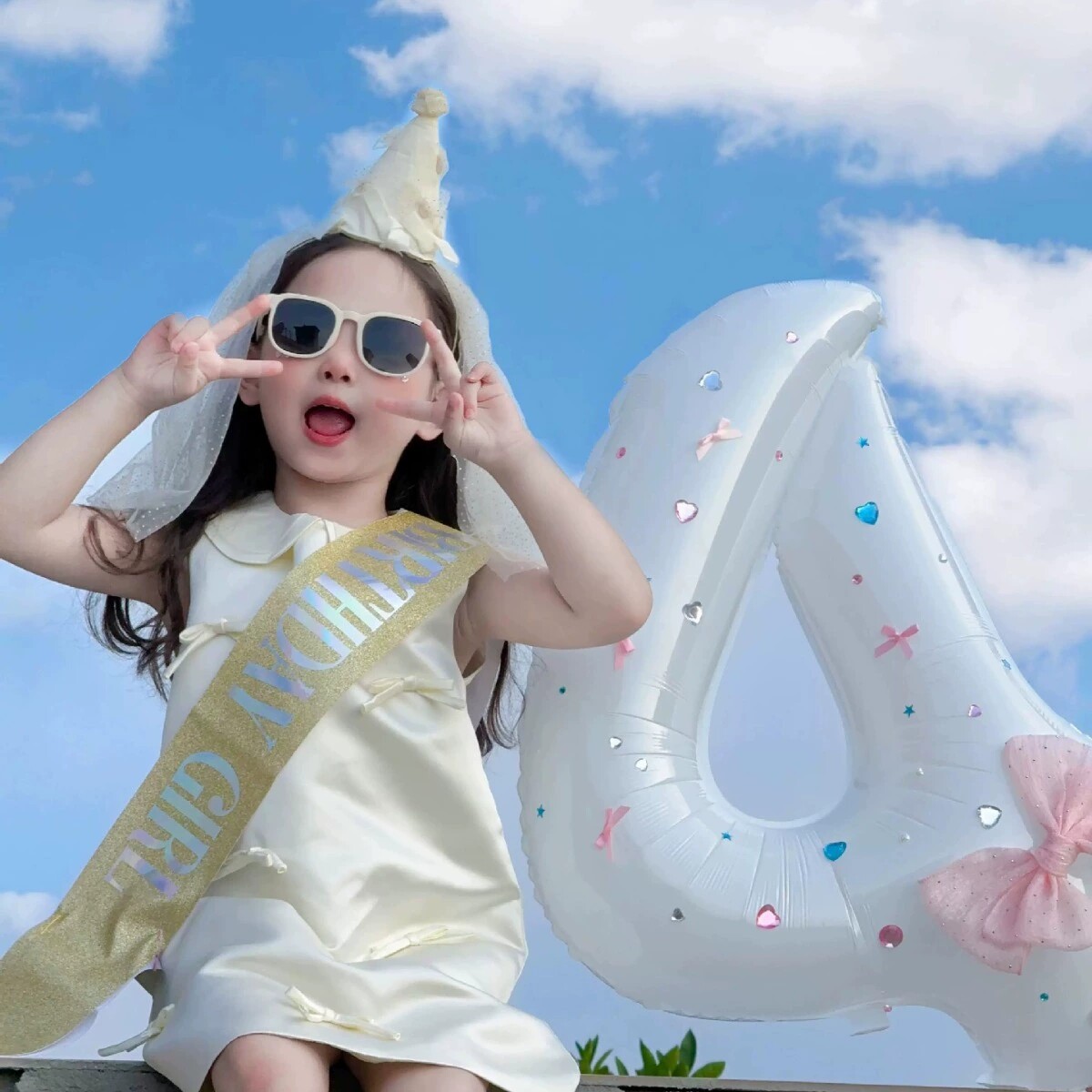 32寸生日派对小红书钻石蝴蝶结白色数字气球铝膜儿童宝宝少女道具