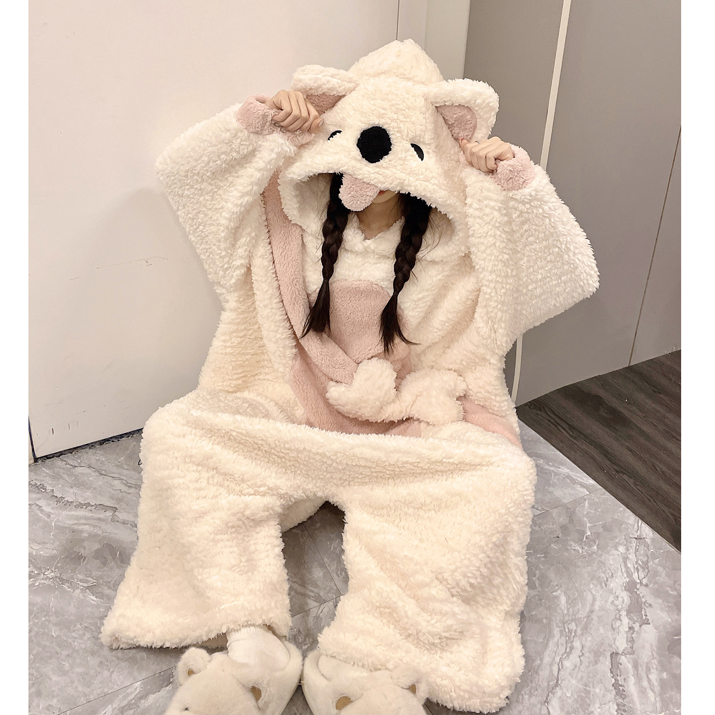 萨摩耶连体睡衣女秋冬保暖珊瑚绒