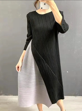 三宅褶皱高端时尚连衣裙女2025春季新款宽松大码减龄薄款气质长裙