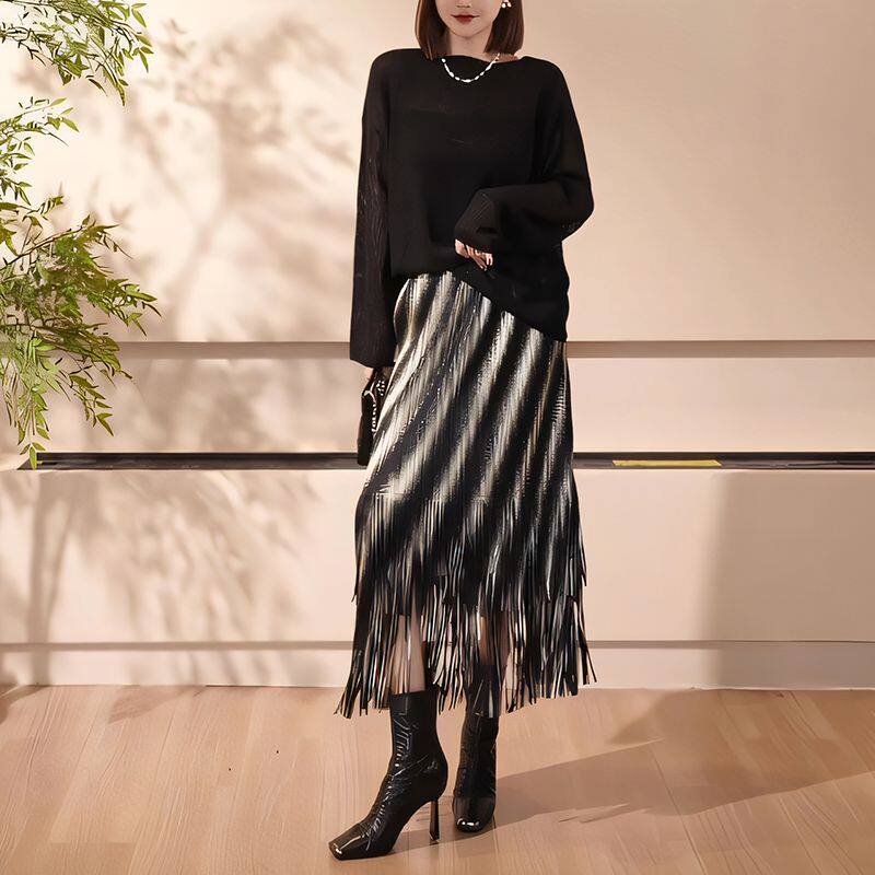 00后条纹流苏半身裙女2025秋季新款褶皱设计感小众时髦半身裙