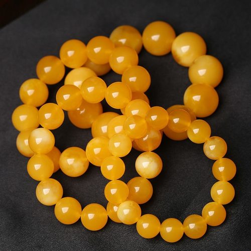 俄料鸡油黄蜜蜡手串原矿原石琥珀