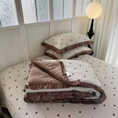 甜心格·全棉A类活性印染爱心格子花边可机洗一体式豆豆被