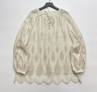 春夏新款甜美法式孔雀翎羽刺绣镂空带里衬长袖宽松衬衫女