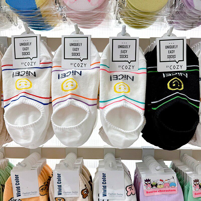 韩国进口东大门袜子船袜女薄棉不掉跟防滑笑脸字母条纹隐形袜短袜