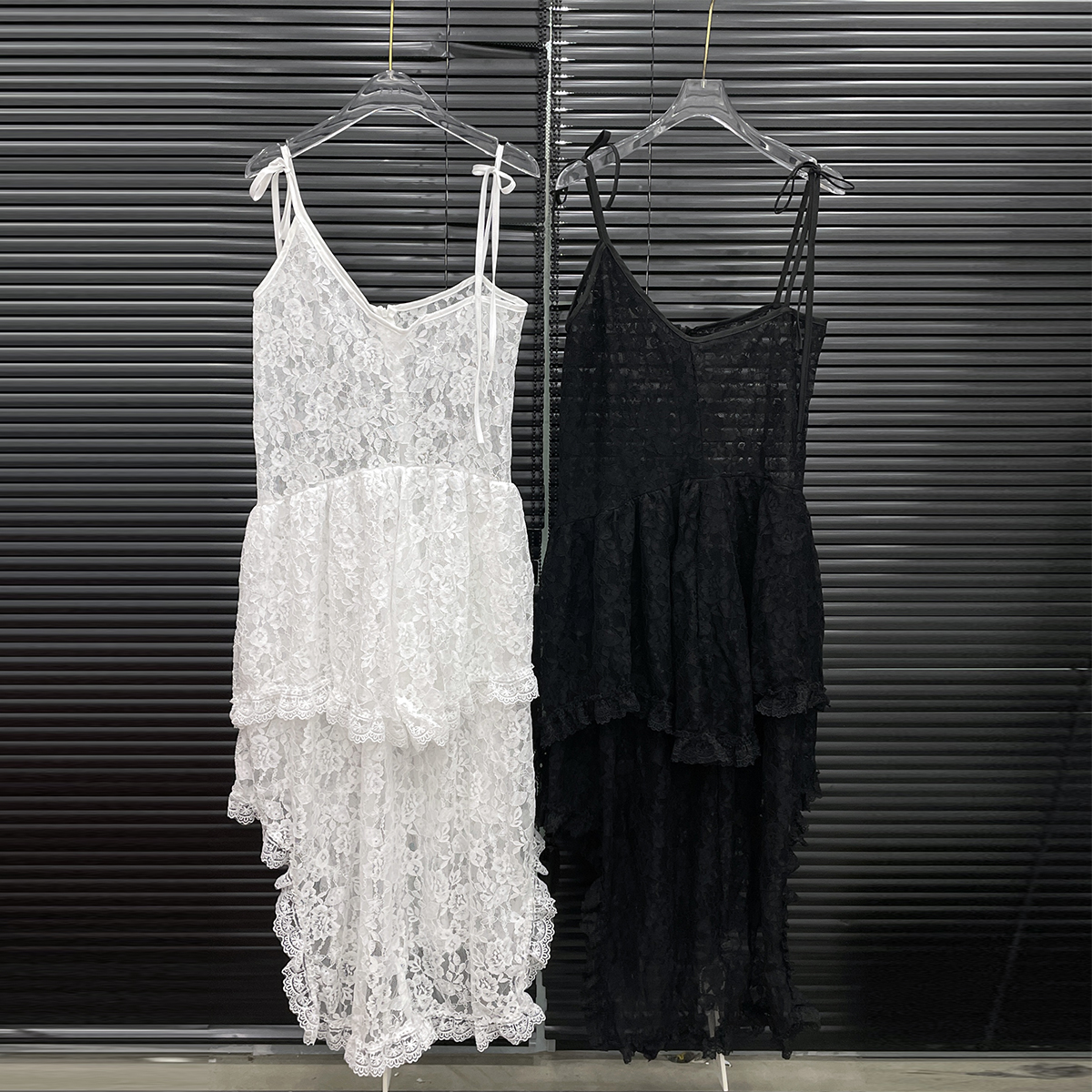 付新博女装不规则蕾丝吊带裙女小众拼接层次感罩裙连衣裙13882