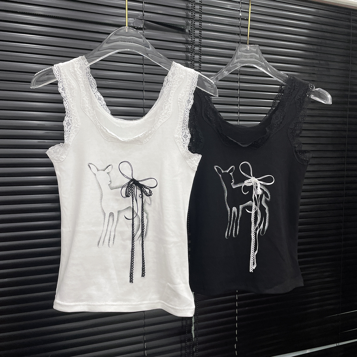 付新博女装小鹿丝带背心女小众辣妹时尚蕾丝花边坎肩上衣13886