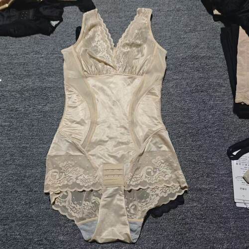 夏季女士薄款收腹塑身三角连体挂钩美体衣包胸