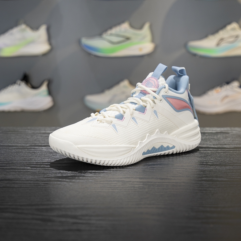 李宁男子减震回弹低帮篮球鞋