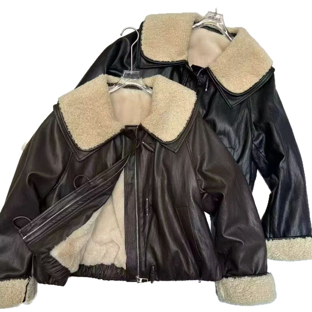 加绒加厚皮衣外套女2025冬季新品小个子感娃娃领气质减龄上衣