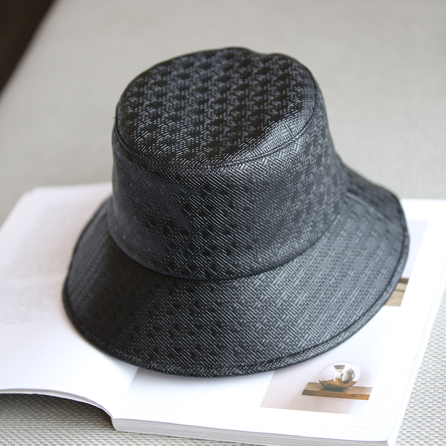 新材料藤编皮质渔夫帽秋冬百搭女士新品潮帽高品质可折叠防水帽子,服饰配件/皮带/帽子/围巾,帽子,淘宝优惠券,粉丝福利购,淘宝优惠卷